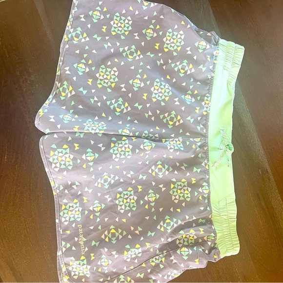 Patagonia lined shorts SZ Med - Picture 6 of 6